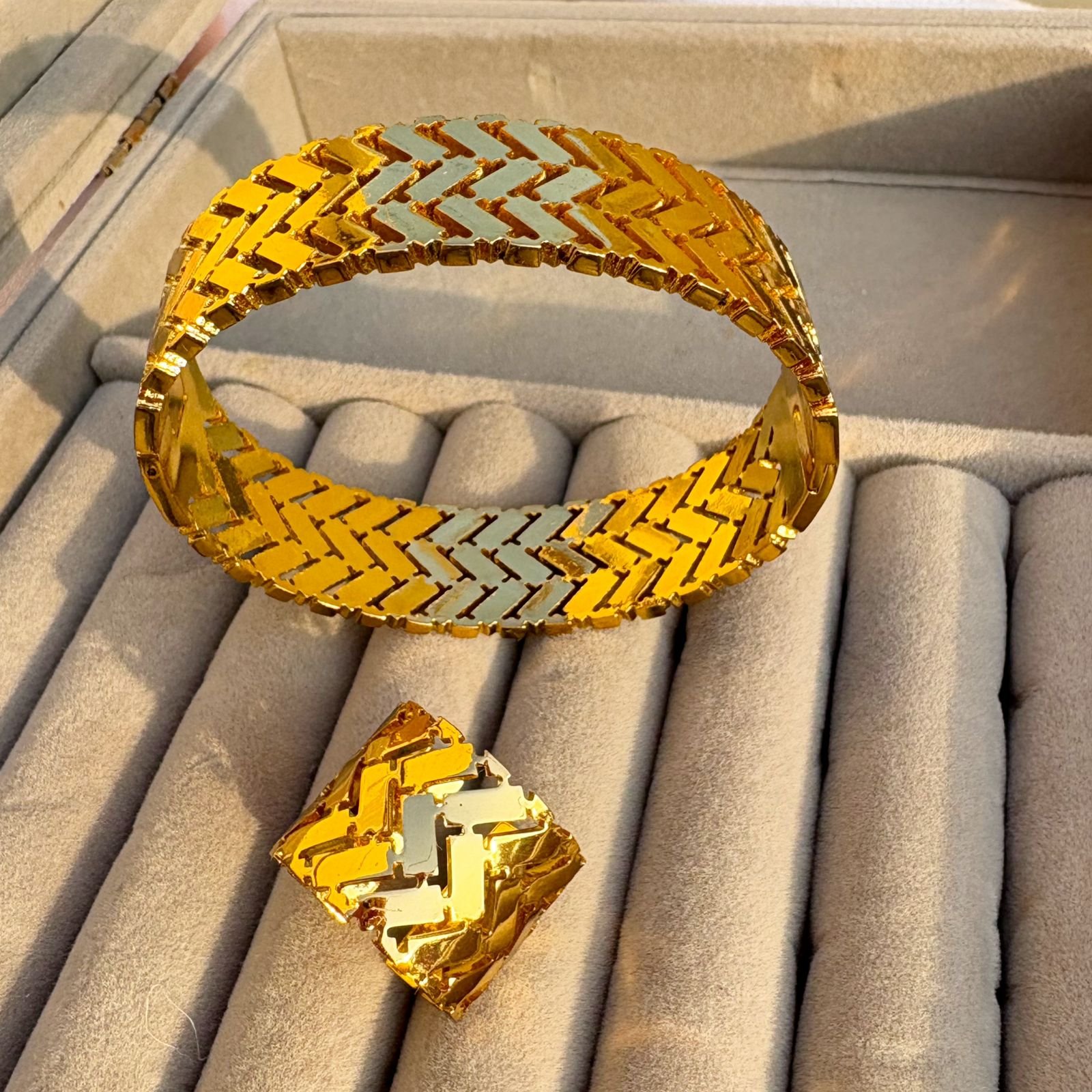Set of 2 Geometric Bracelet - Geometric Ring (18K Gold Plated)